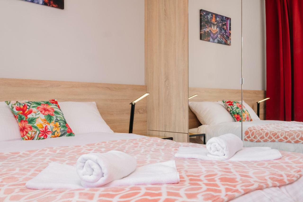Stare Bielany 2-Bedroom Apartment Варшава Екстер'єр фото